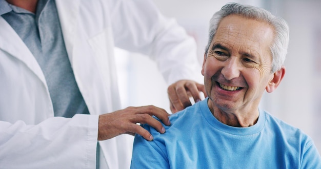 doctor-elderly-patient-shoulder-injury-with-physiotherapist-checkup-exam-visit-hospital-male-person-medical-worker-senior-client-with-physio-pain-relief-ache-inflammation_590464-522334